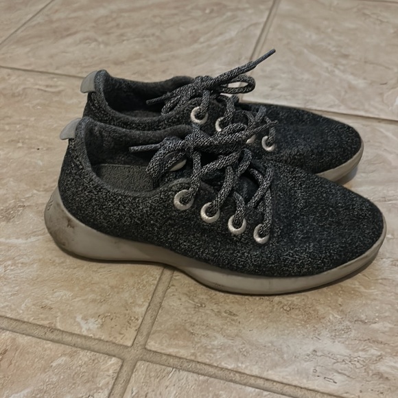 Allbirds women’s wool runner sneaker - Picture 4 of 5